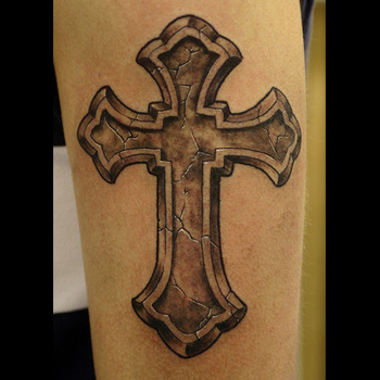 3D cross tattoo – FranLaff.com
